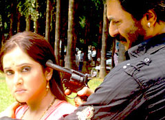Mrunal kulkarni- milind gunaji